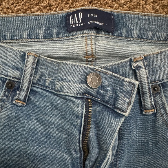 Gap Jeans - Picture 3 of 3